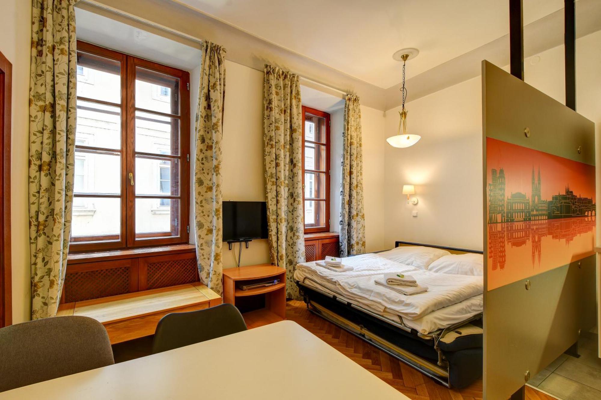 Historic Centre Apartments VIII Prag Eksteriør billede